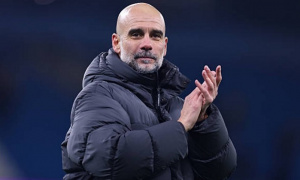 Pep hóm hỉnh nhắc tên Arsenal sau khi vào chung kết