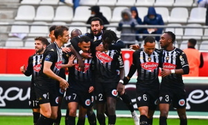 Lịch sử CLB Angers SCO: Biểu tượng 'Đen và Trắng' của vùng Tây nước Pháp