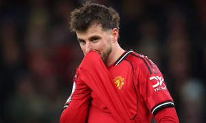 Amorim suýt khiến MU mất Mainoo vì ưu ái Mason Mount