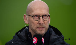 Jaap Stam muốn Man Utd gạt Carrick, chọn De Zerbi