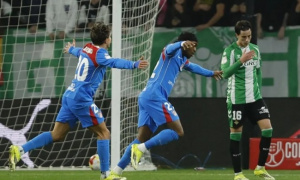 HLV Simeone hết lời khen Lookman sau trận thắng 5-0