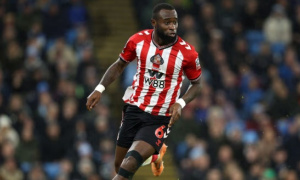 Arne Slot giải thích lý do Liverpool mua hụt Geertruida