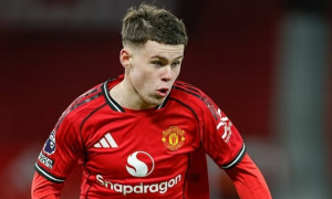 Hé lộ đãi ngộ MU dành cho Kai Rooney