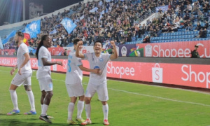 Nam Định nhất bảng, fan Đông Nam Á thán phục