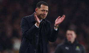 Rosenior tin Chelsea sớm bắt kịp trình độ của Arsenal