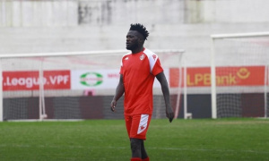 Hải Phòng thử việc tiền vệ kỳ cựu Moses Oloya