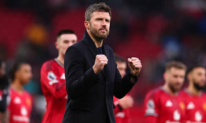 Sự tỉnh táo của Carrick giúp MU sẵn sàng đại chiến Tottenham