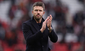Carrick cảnh báo MU về khắc tinh Tottenham