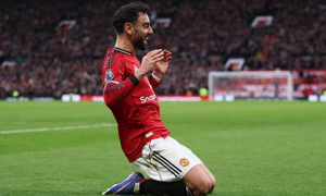 Bruno Fernandes nể phục cách Carrick hồi sinh Man Utd