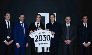 Kenan Yildiz chính thức ký hợp đồng với Juventus đến năm 2030