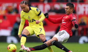 Ferdinand nghi tầm vóc Carrick, khuyên MU giữ Casemiro