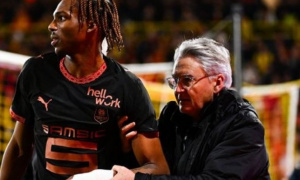 Tân binh Jeremy Jacquet của Liverpool dính chấn thương nặng