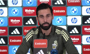 Arbeloa nhắc khéo Rodrygo, bức xúc vụ Negreira