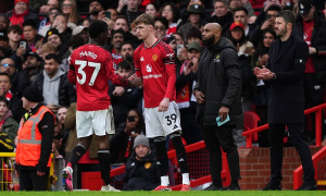 Con trai Fletcher gọi ngày ra mắt MU là giấc mơ