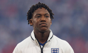 Mainoo lột xác tại MU để tranh vé dự World Cup