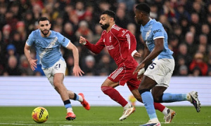Salah bị từ chối phạt đền trong trận đại chiến với Man City
