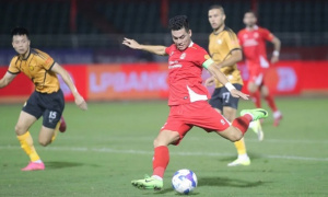 HLV Huỳnh Đức báo tin kém vui về chấn thương Tiến Linh