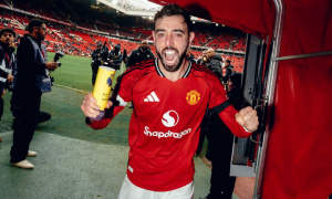 Cách Michael Carrick giải mã bài toán mang tên Bruno Fernandes