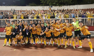 Bầu Đệ thưởng nóng Thanh Hóa 300 triệu hạ Công an TP.HCM