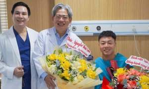 Thái Sơn báo tin vui sau ca phẫu thuật chấn thương