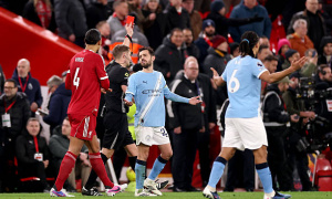 Liverpool trả giá đắt vì canh bạc chợ Đông