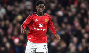 Carrick đã chứng minh Amorim hoàn toàn sai lầm về Mainoo