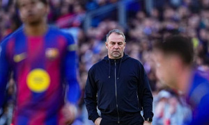 Flick đau đầu vá víu cánh trái đấu Atletico