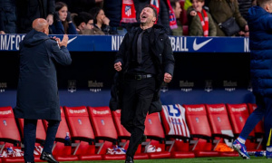 'Bàn cờ' kỳ ảo của Simeone khiến Hansi Flick gục ngã