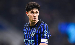 Arsenal quyết đấu Barca vì Alessandro Bastoni