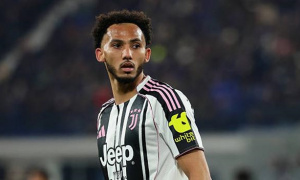 Liverpool quyết lôi kéo Lloyd Kelly rời Juventus