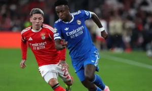 Vinicius tố bị gọi là khỉ, trận đấu Benfica - Real bị gián đoạn
