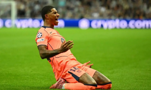MU hối hận vì điều khoản bán rẻ Rashford cho Barca