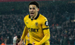 Sao trẻ 19 tuổi đạp đổ tham vọng của Arsenal