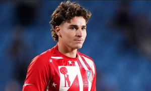 Julian Alvarez đạt thỏa thuận gia nhập Barcelona