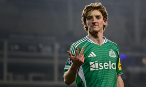 Liverpool dẫn đầu cuộc đua chiêu mộ Gordon