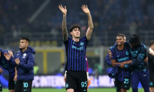 Alessandro Bastoni và giấc mơ xa xỉ của Barcelona