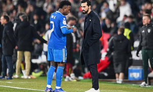 Đã đến lúc Vinicius trả lời nghịch cảnh bằng đẳng cấp siêu sao