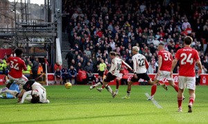 Mac Allister ghi bàn phút 90+7, Liverpool thoát hiểm ngoạn mục