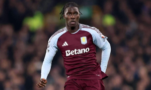 Tin đồn chuyển nhượng tối 23/2: Juventus đàm phán Vlahovic; MU nhận tin thương vụ Amadou Onana