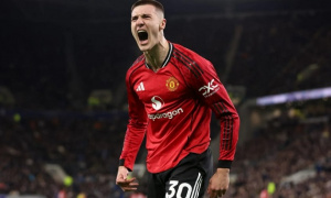 Hai sao trẻ giúp Carrick xây chắc ghế nóng