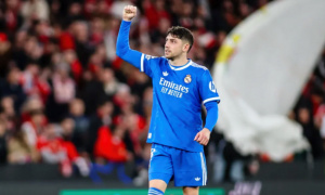 UEFA bác đơn của Benfica, Valverde thoát án phạt