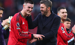 Carrick đã rút ra bài học với Benjamin Sesko