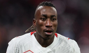 Leipzig hét giá 80 triệu bảng vụ Yan Diomande