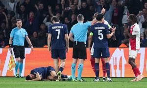 Monaco tự bắn vào chân vì thói vô kỷ luật