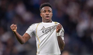 Courtois bảo vệ màn ăn mừng của Vinicius