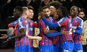 Hạ Zrinjski, Crystal Palace vào vòng 1/8 Conference League