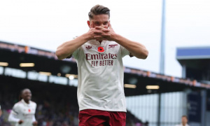 Arsenal trả giá ngọt ngào cho phong độ hủy diệt của Gyokeres