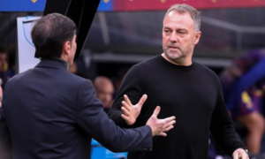 Hansi Flick cãi vã với đối thủ vì Lamine Yamal