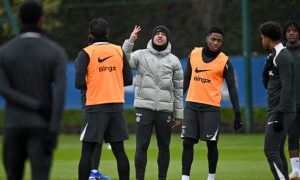 Reece James sung sức đấu Arsenal, Essugo lỡ hẹn