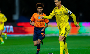 Ronaldo nhận thống kê buồn sau cú sút hỏng 11m